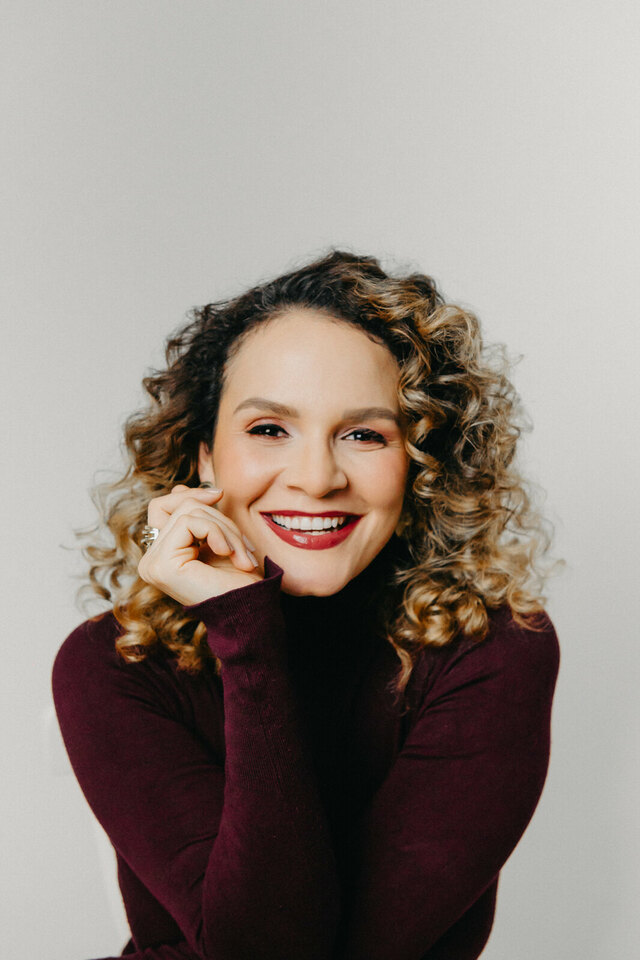 RETRATO PROFISSIONAL STUDIO 